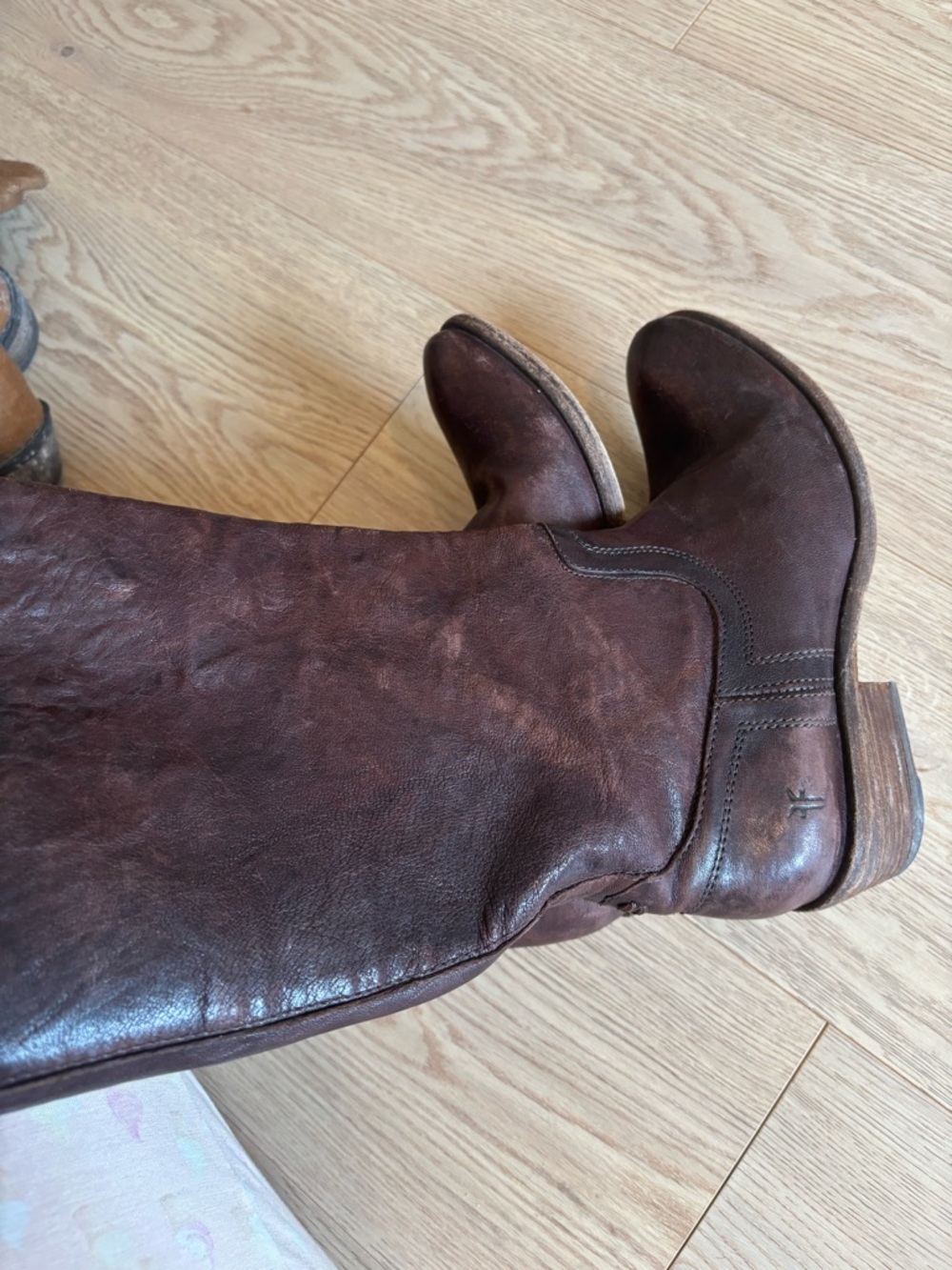 Frye boots - Picture 3 of 5